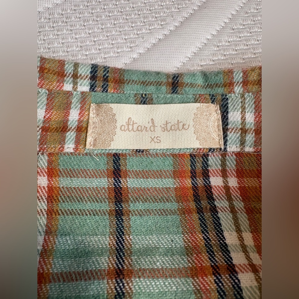 Baggy oversized flannel by Alter’d State - size XS - Picture 4 of 7
